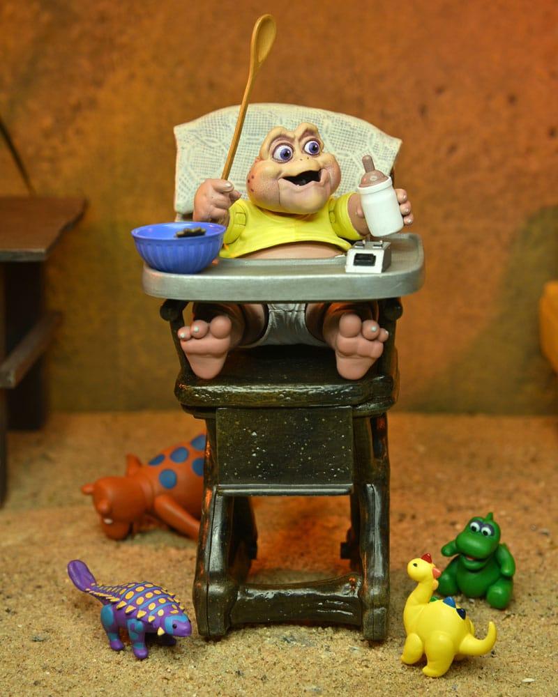 Dinosaurs Ultimate Figure Baby Sinclair 10cm