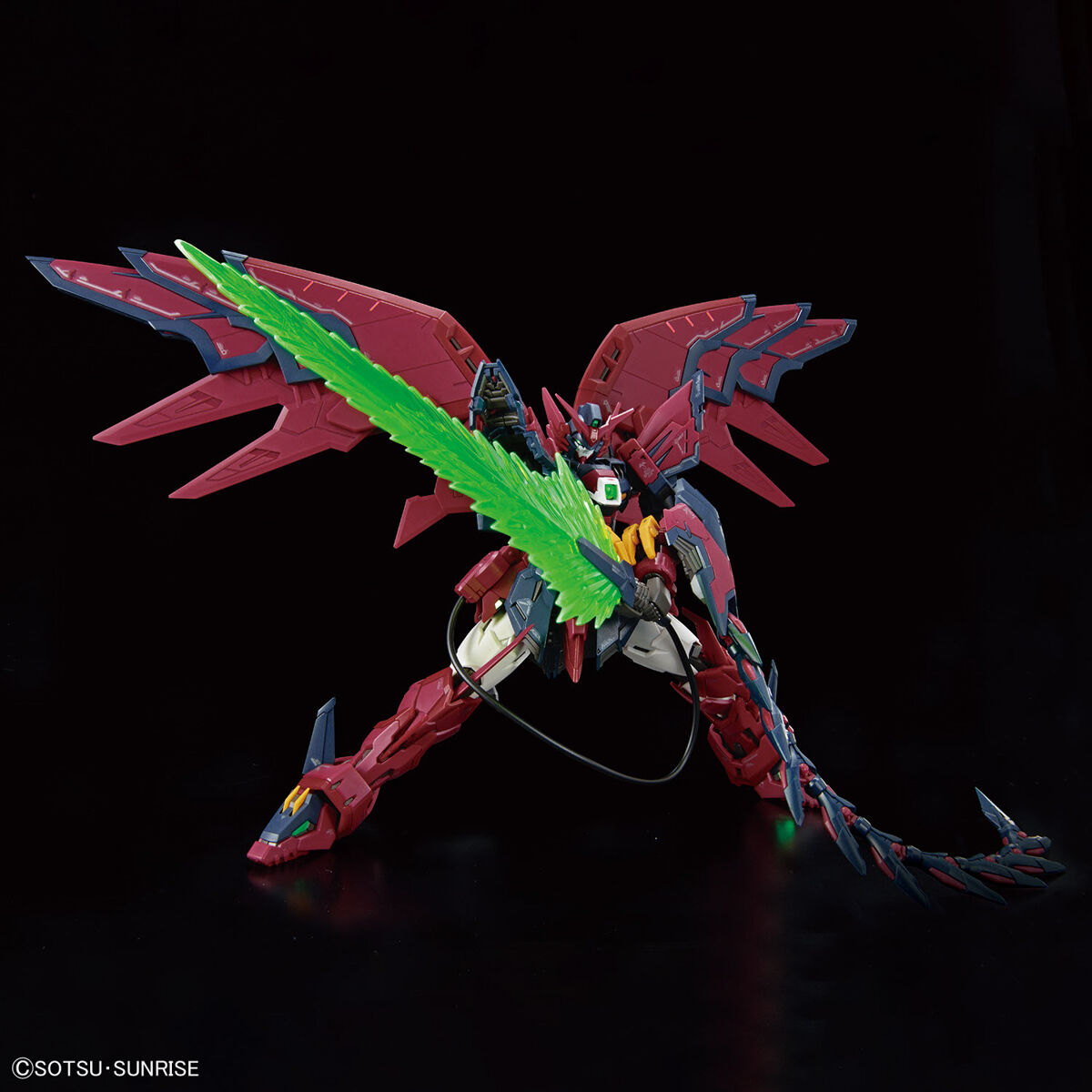 1/144 RG Gundam Epyon (Mobile Suit Gundam Wing)