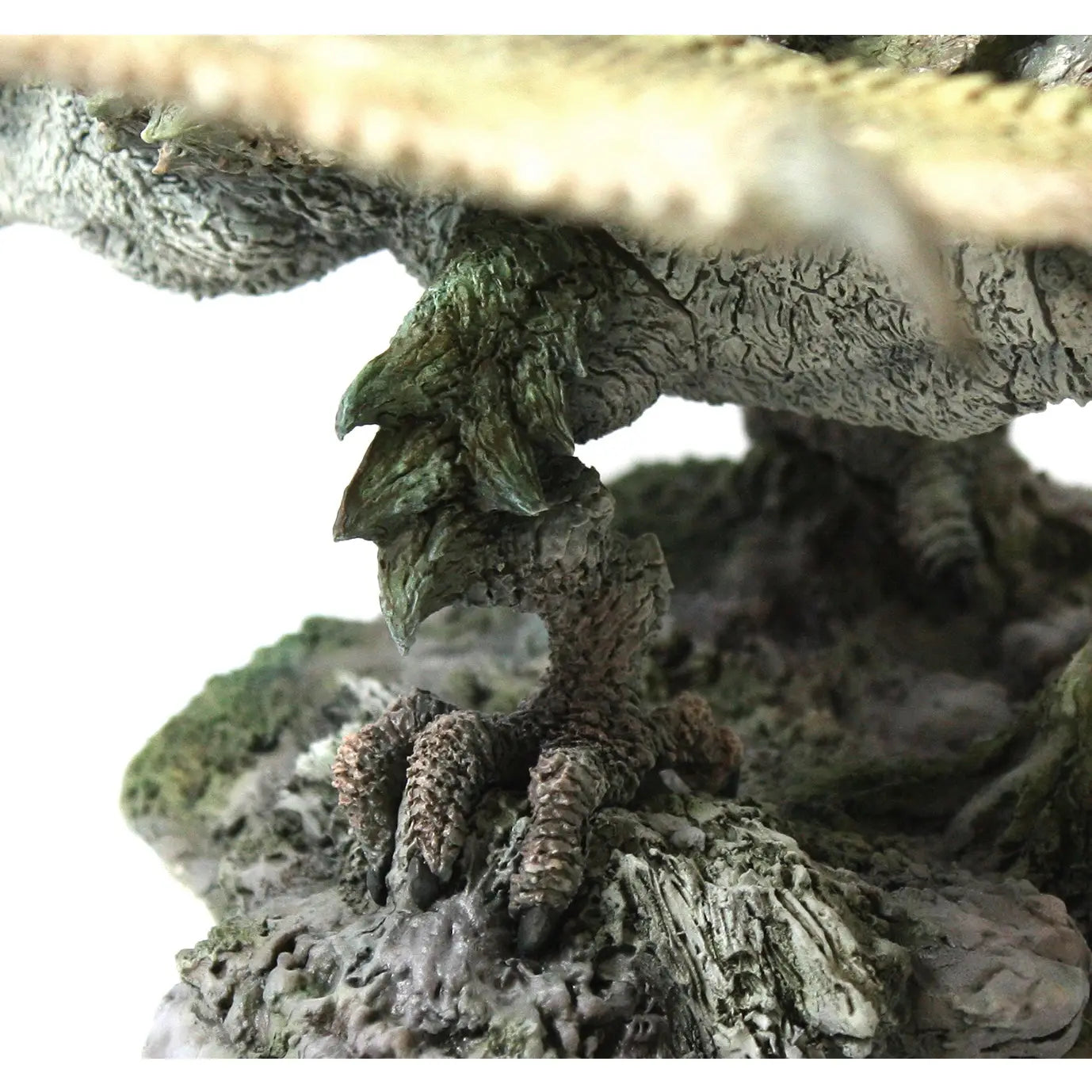 Monster Hunter: Capcom Figure Builder Creator's Model Female Fire Wyvern Rathian (Reprint) (Reissue)