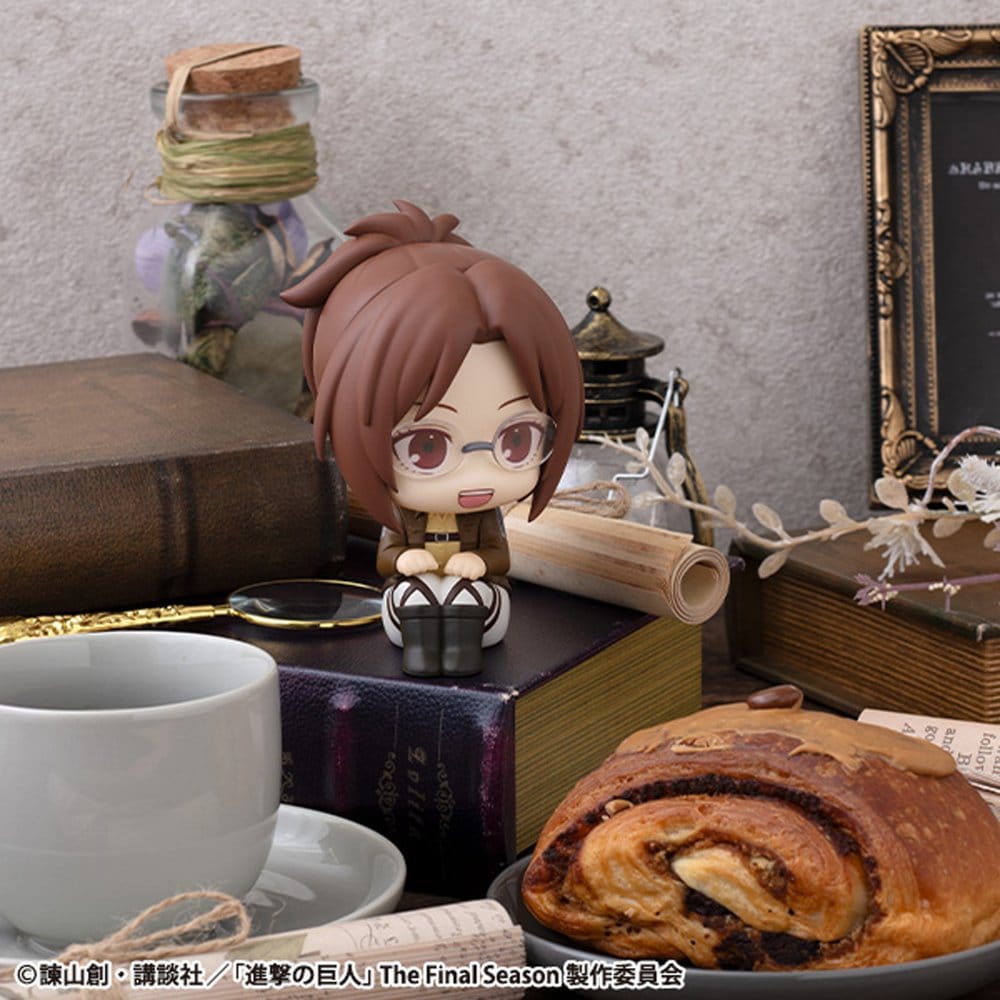 Attack on Titan Look Up PVC Statue Hange Zoe 11 cm