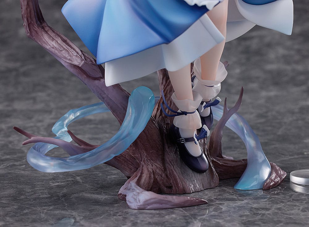 1/7 Touhou Project: Yuyuko Saigyouji: Natural-Born Ghost Ver.