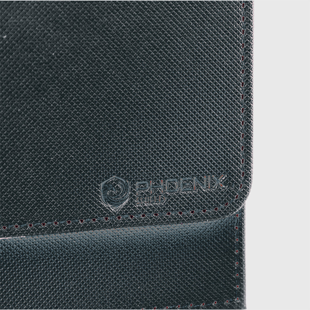 Sleeves - Deck Box 100+ - Black - Magnetic Closure - Black