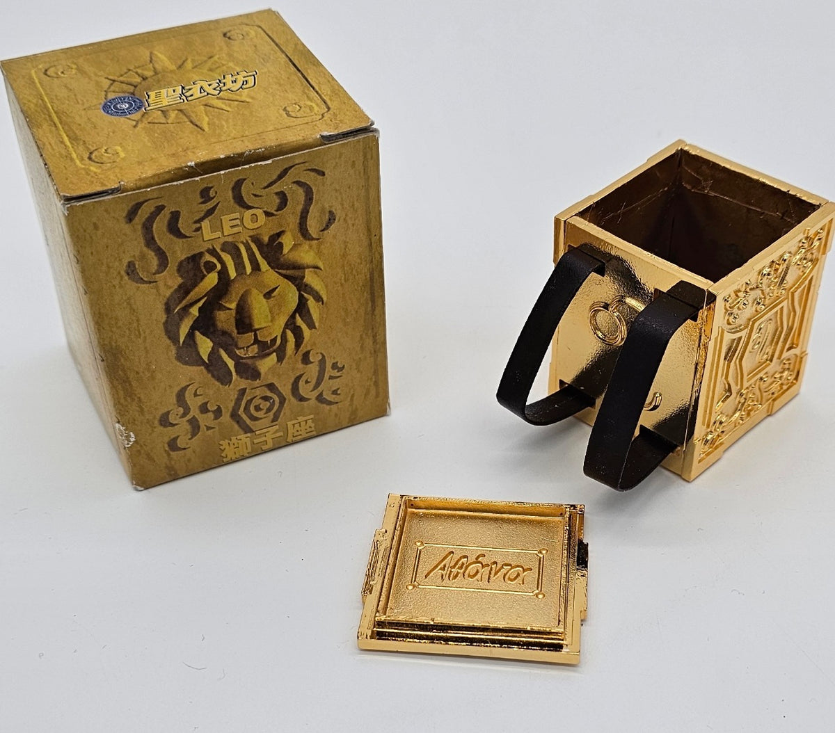 Replica - Saint Seiya - Leo Pandora Box