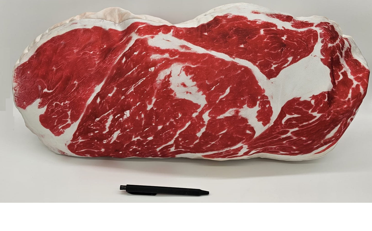 Plush - Divers - Wagyu - giant cushion / pillow