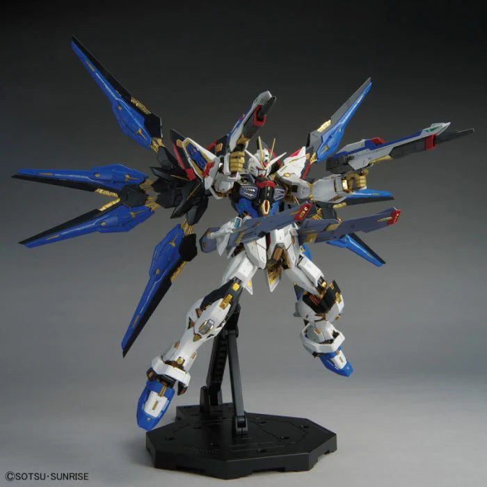 1/100 MGEX Strike Freedom Gundam (Gundam Seed Destiny)