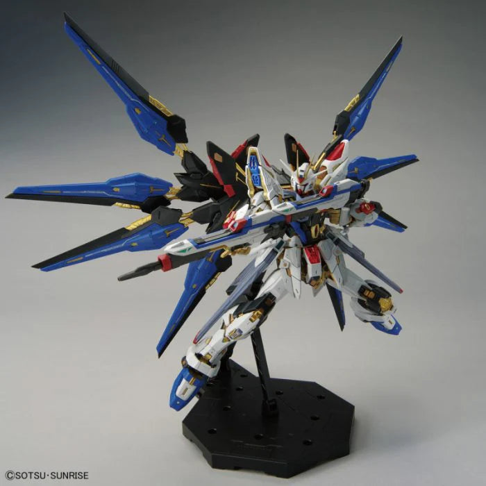 1/100 MGEX Strike Freedom Gundam (Gundam Seed Destiny)