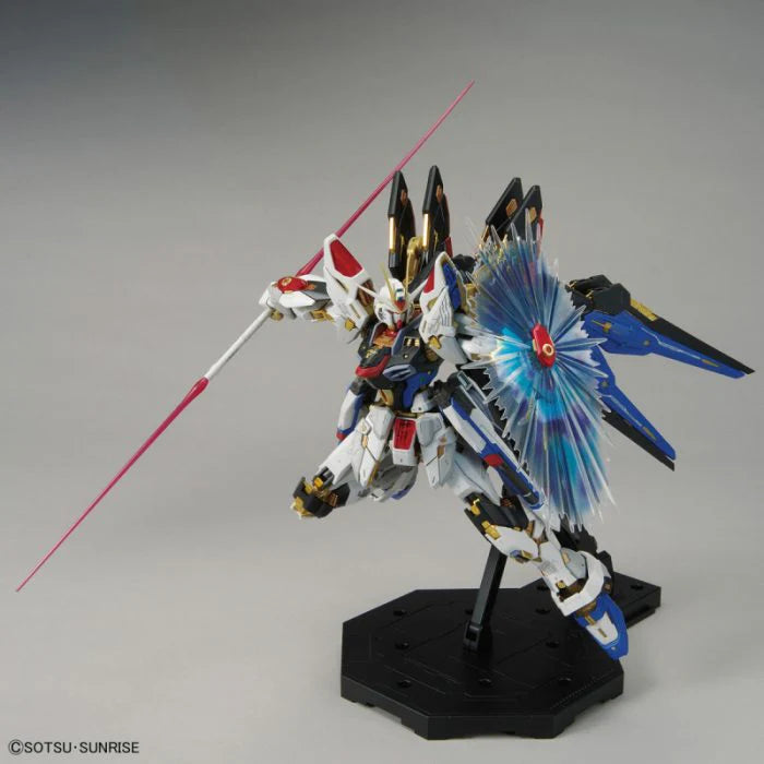 1/100 MGEX Strike Freedom Gundam (Gundam Seed Destiny)