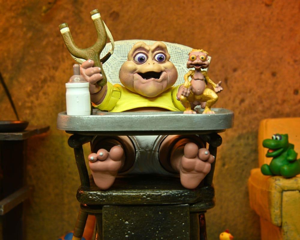 Dinosaurs Ultimate Figure Baby Sinclair 10cm