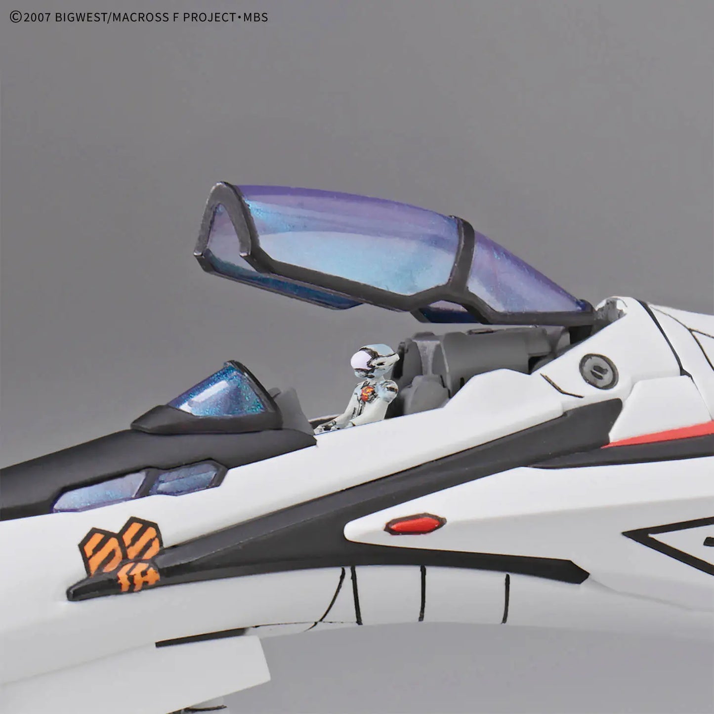 1/100 HG VF-25F Messiah Valkyrie (Alto Saotome's)