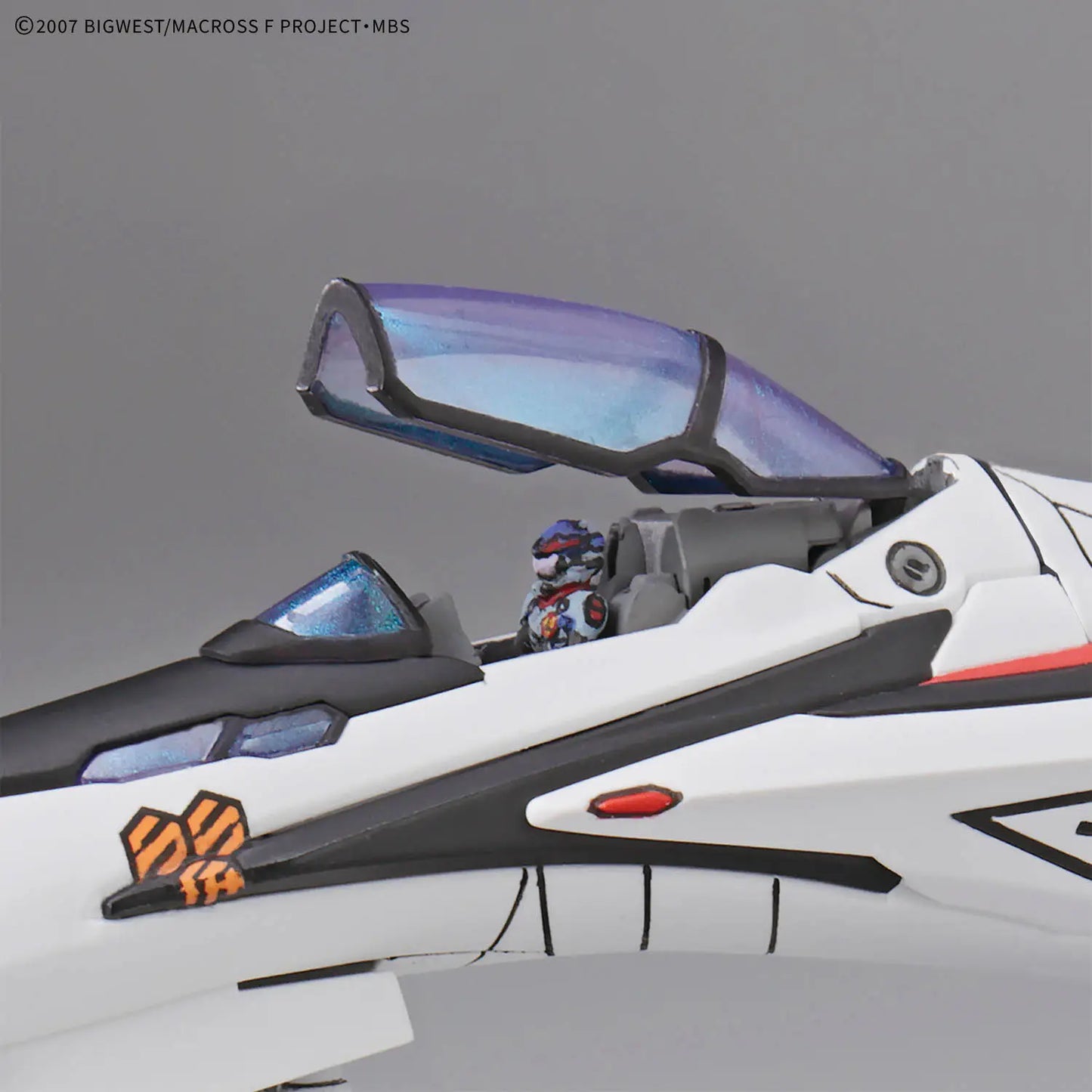 1/100 HG VF-25F Messiah Valkyrie (Alto Saotome's)