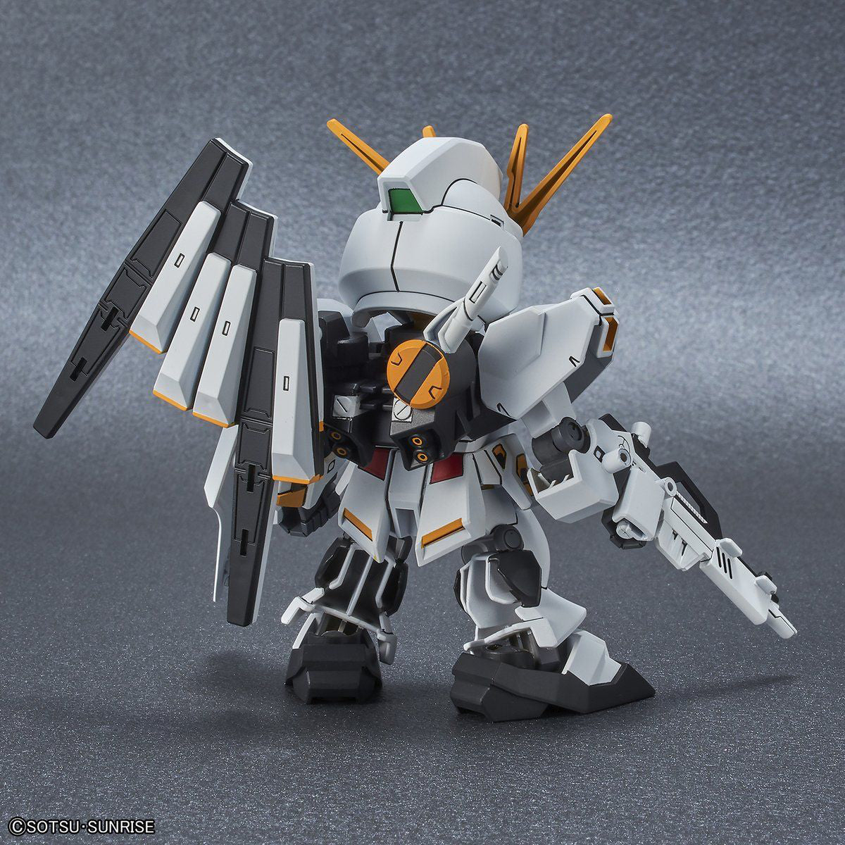 SD Gundam EX Standard Nu Gundam)