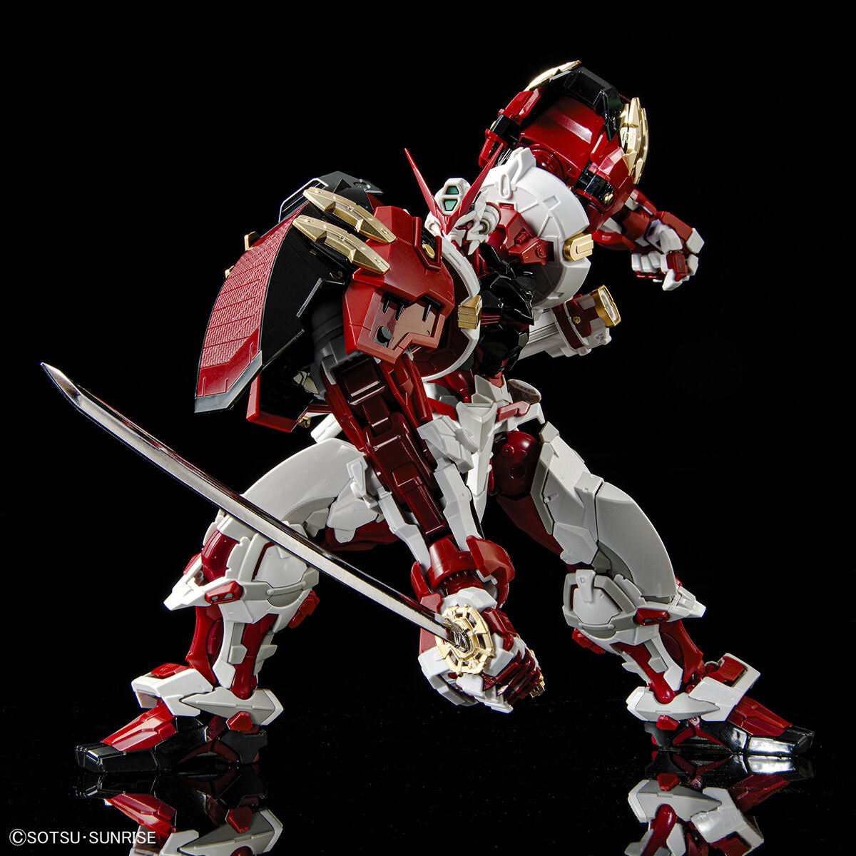 1/100 Hi-Resolution Model Gundam Astray Red Frame Powered Red