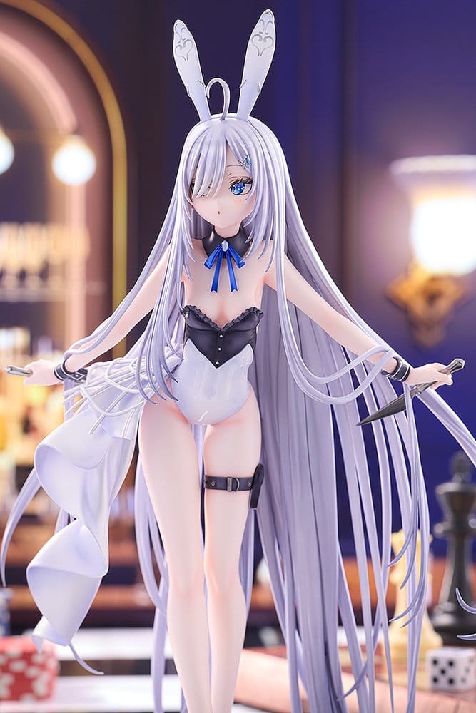 Playing Death Games to Put Food on the Table Wolf PVC Statue 1/7 Holo Light Novel bunny Ver. illustration by Jyuu Ayakura 23 cm