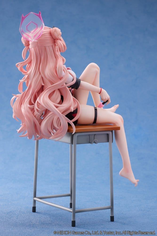 Blue Archive PVC Figure 1/7 Kirara Memorial Lobby Ver. 27 cm